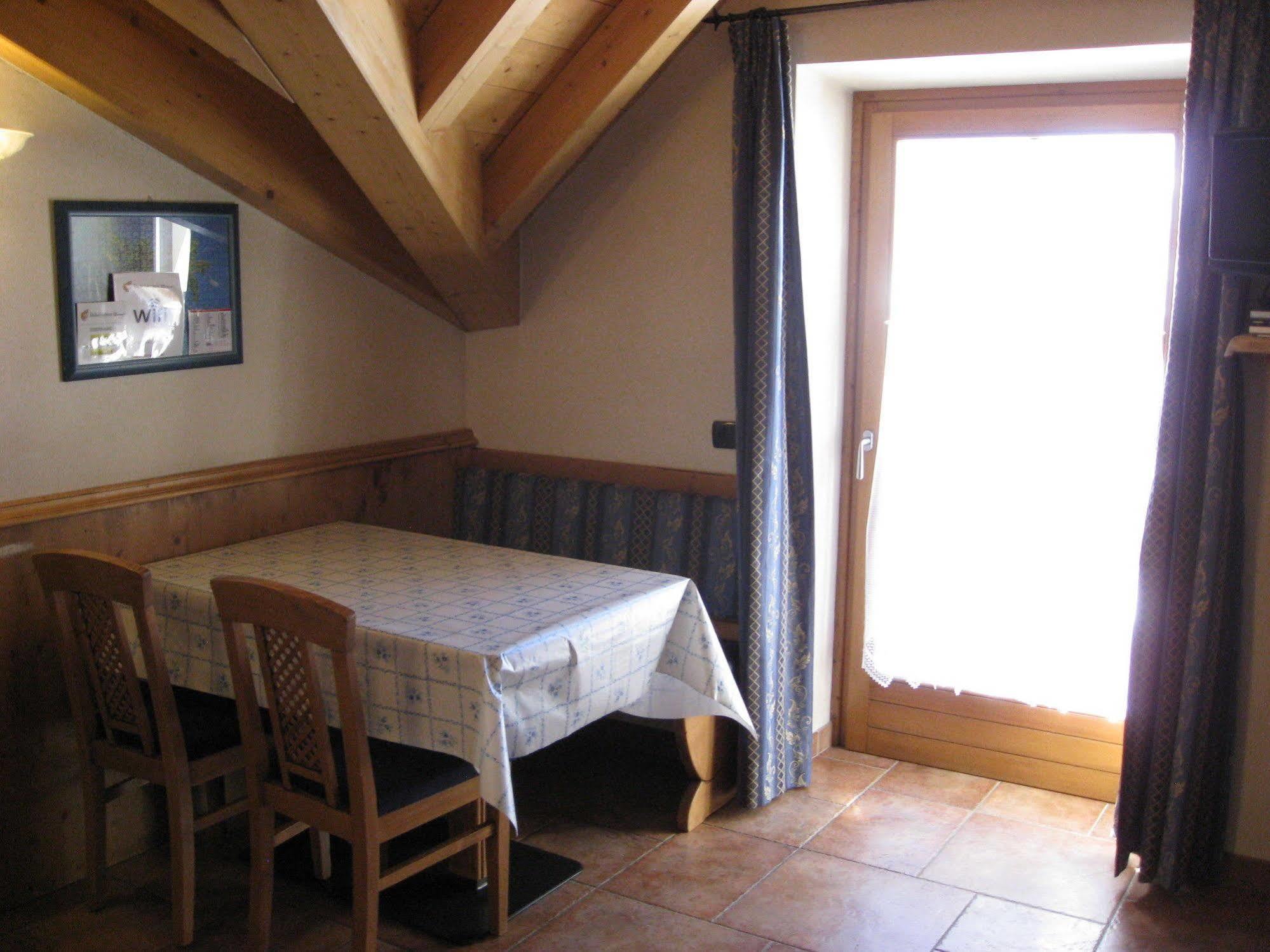 Appartamenti Baita Lumaca Livigno Bagian luar foto
